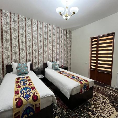 Old Safari Golden Location Guest House Buhara Exterior foto