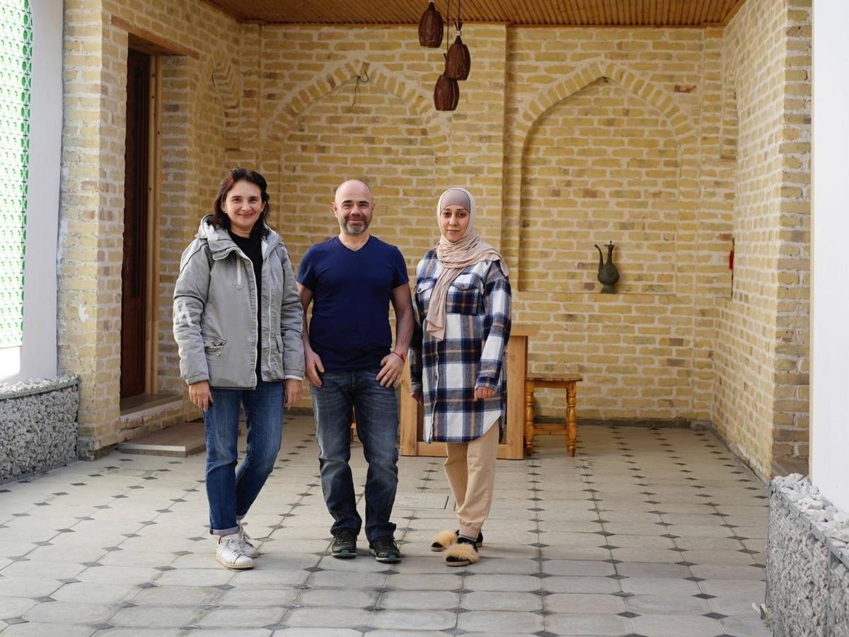 Old Safari Golden Location Guest House Buhara Exterior foto