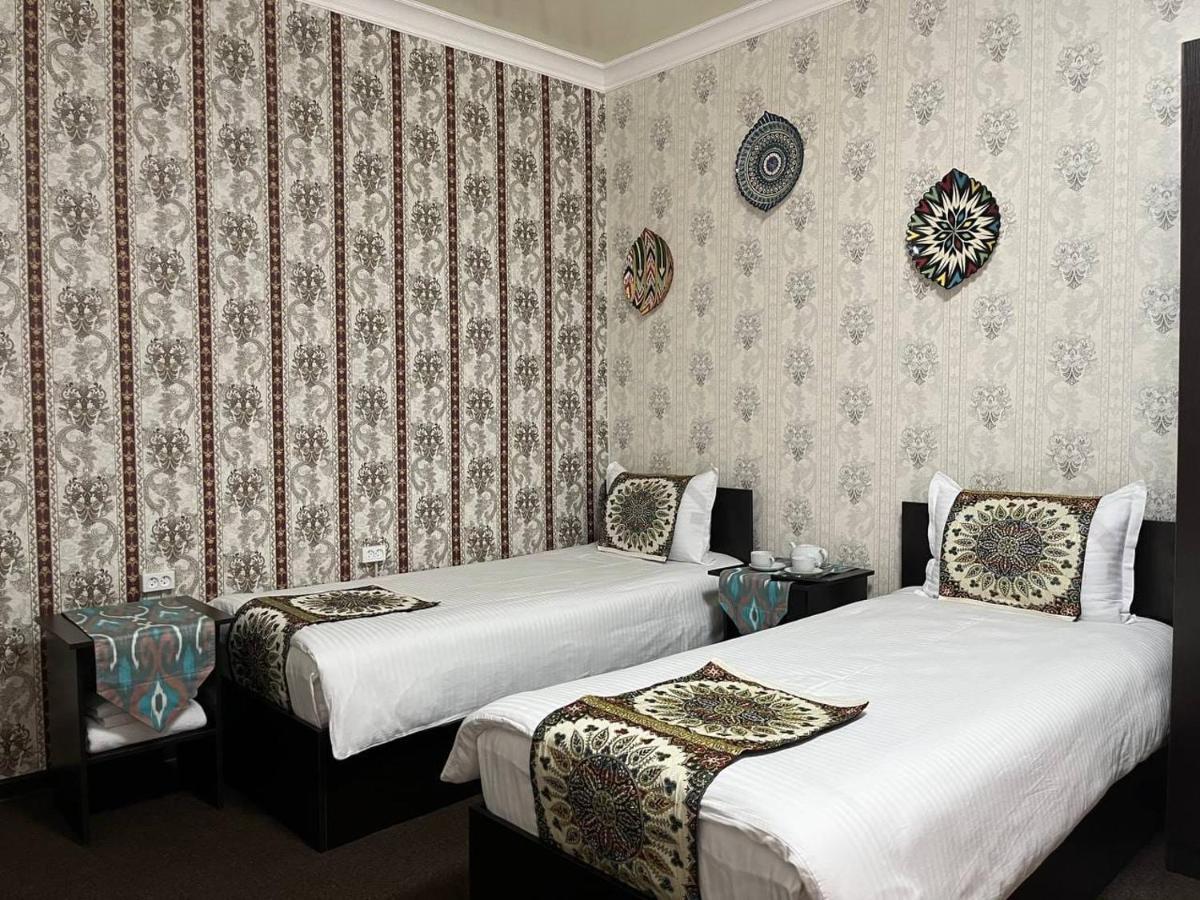 Old Safari Golden Location Guest House Buhara Exterior foto